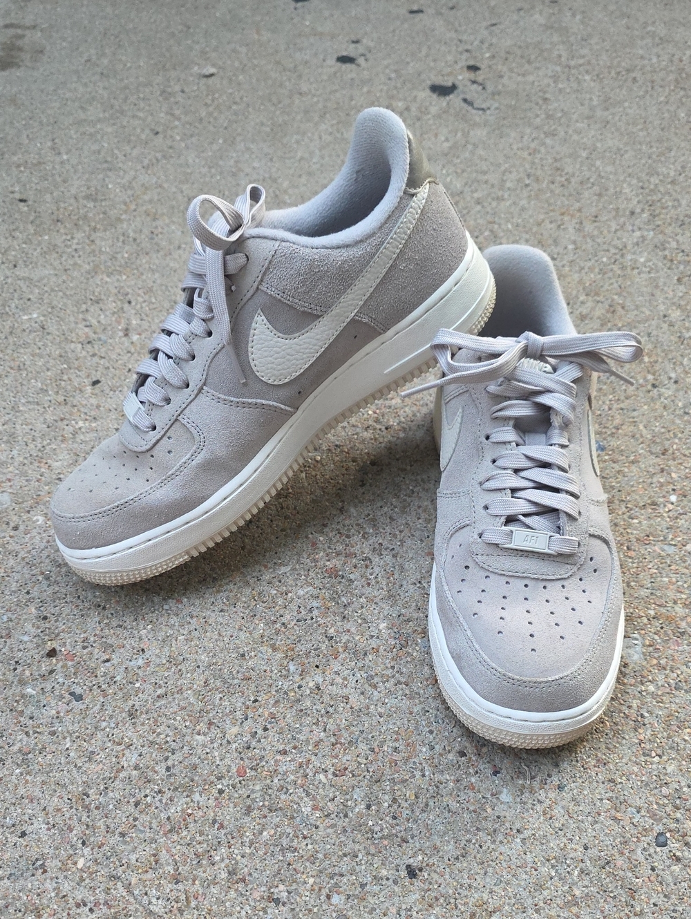 Nike Air Force 1 Low '07 Grey Suede Leather Womens Sneakers Shoes Size 10